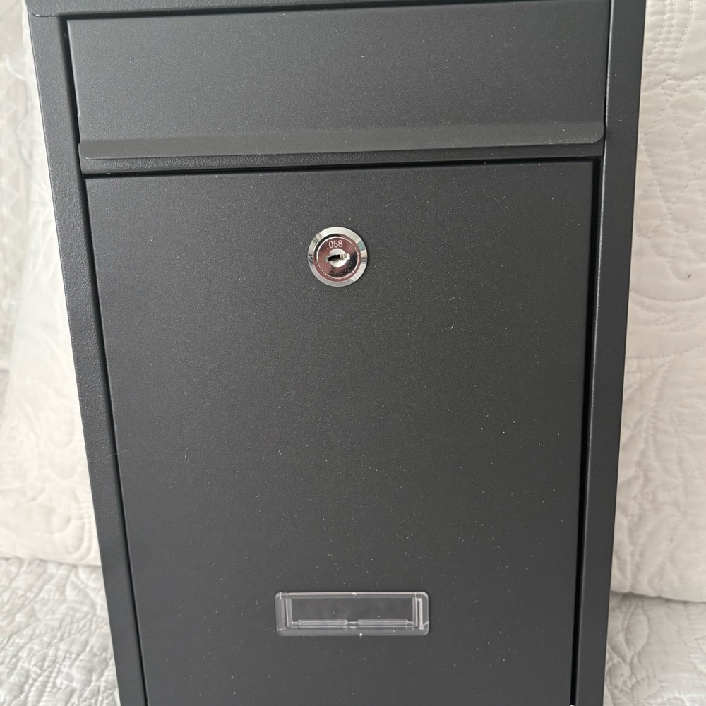 Brand new Sleek Black Lockable mailbox